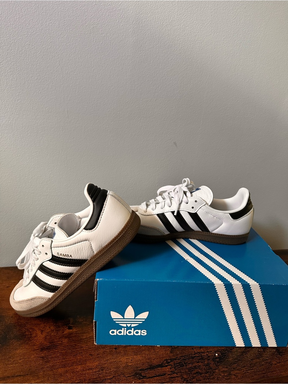 adidas Samba OG Sneakers in White/Black - Picture 2 of 11